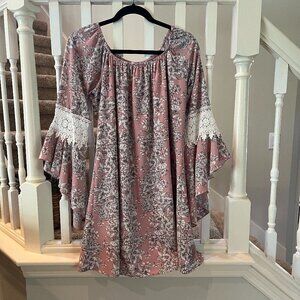 HONEYME WOMENS PINK FLORAL DRESS, SZ M